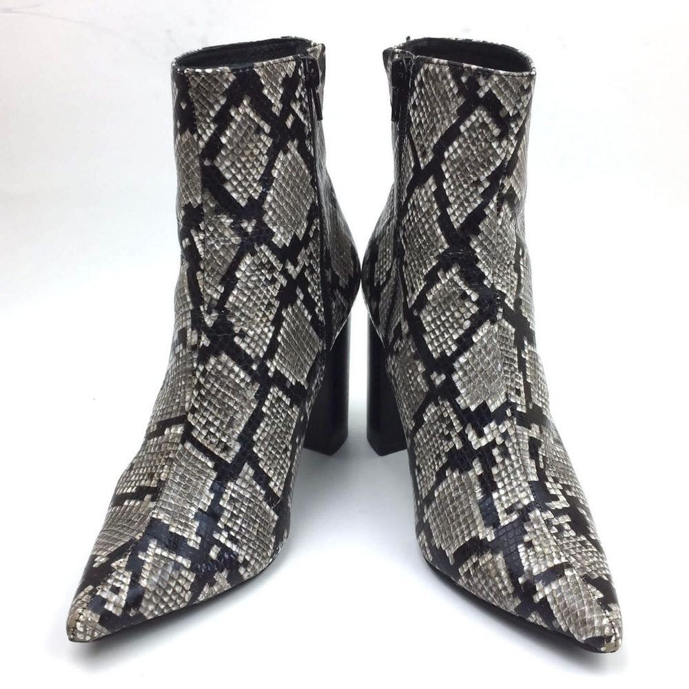 JEFFREY CAMPBELL Raven Bootie sz 7